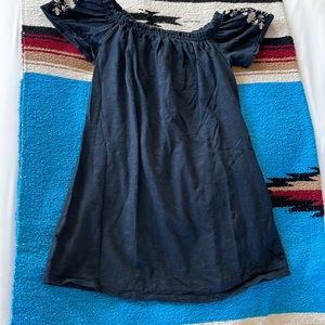 Abercrombie & Fitch Off the Shoulder Dress